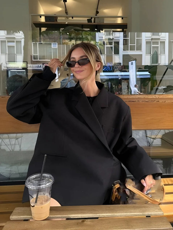 Elegante en stijlvolle oversized blazer voor dames met moderne en verfijnde twist | Lise