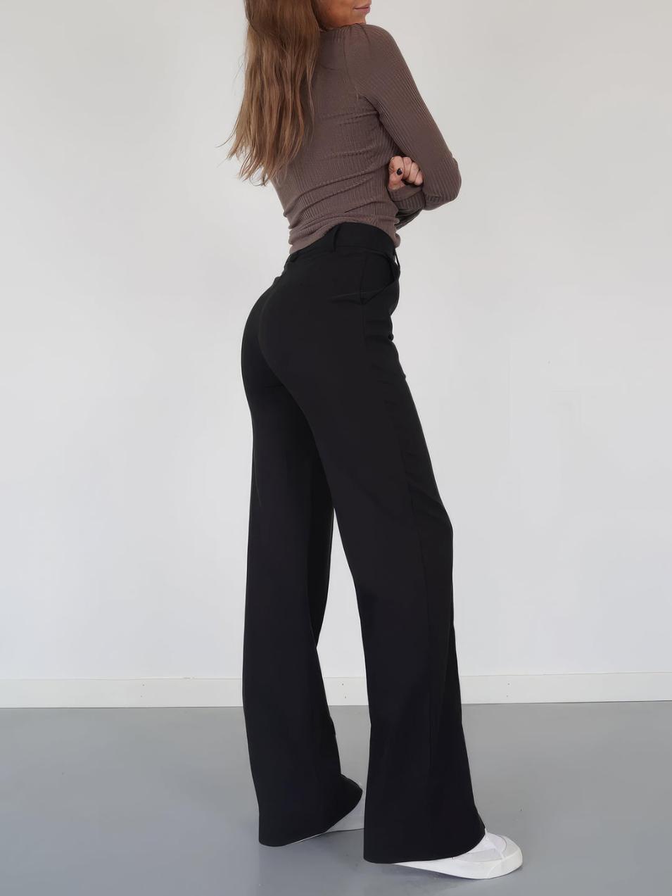 Chique rechte broek voor dames met tijdloos comfort en urban stijl | Noor