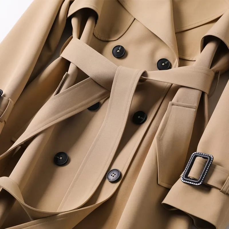 Elegante en tijdloze trenchcoat voor dames met geraffineerd ontwerp | Luna