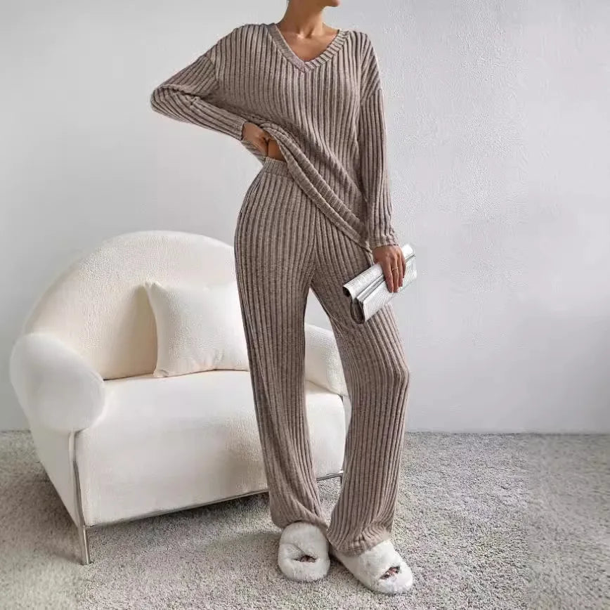 Chique en Knusse Tweedelige Gebreide Set voor Vrouwen met Elegant Comfort | Noor