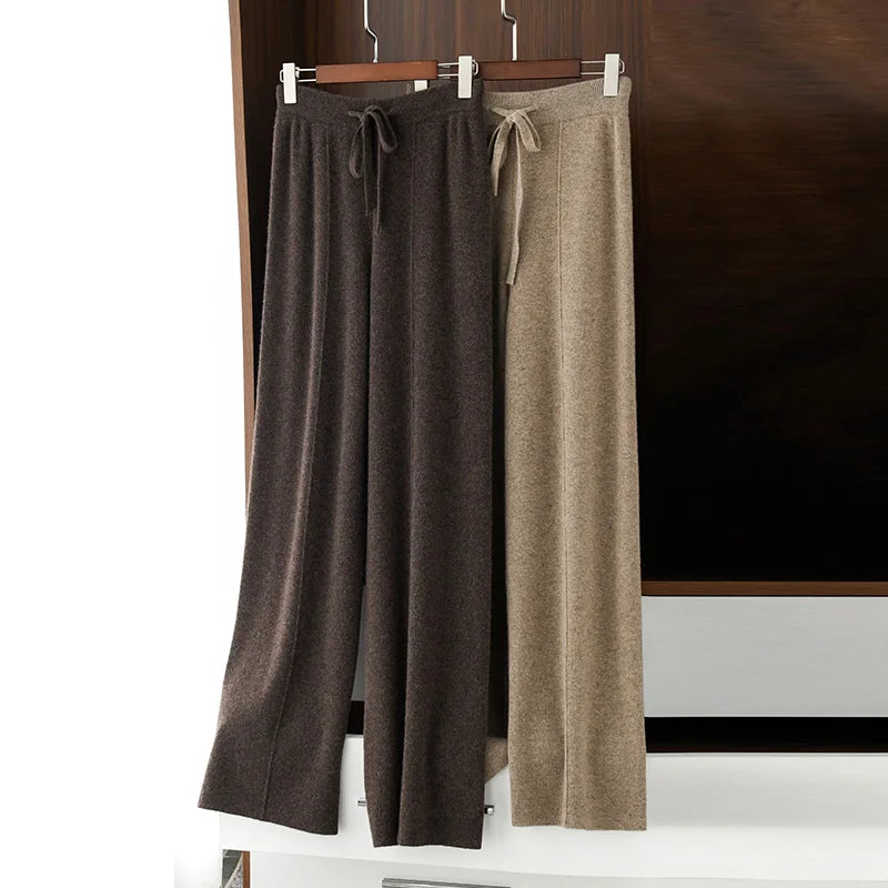 Luxe en comfortabele kasjmier broek voor dames met elegante stijl en casual elegantie | Livia